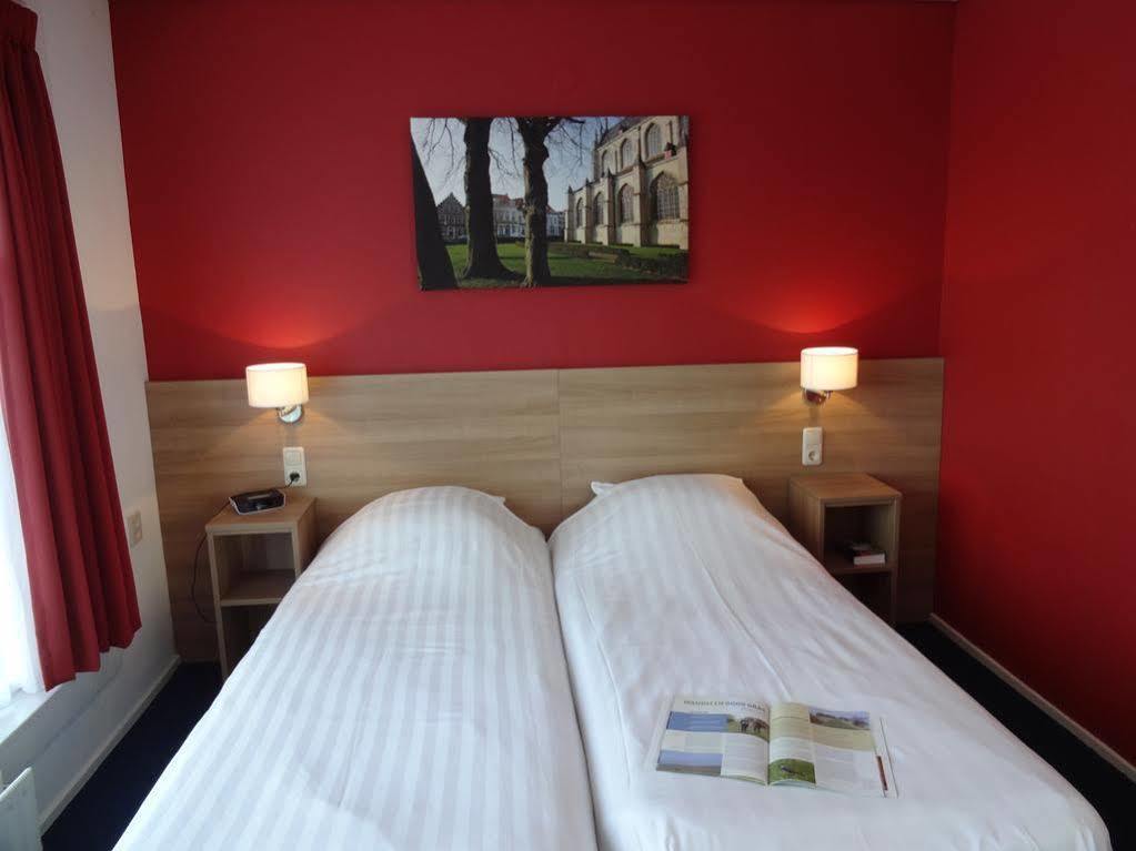 Hotel Hulst Extérieur photo